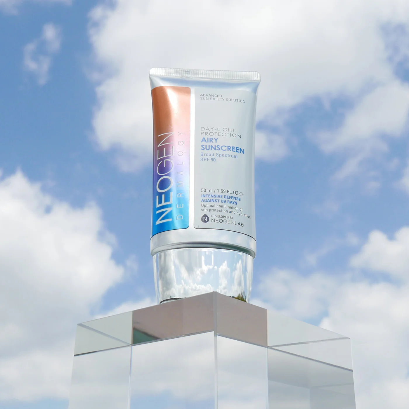 Urban Warrior's Must-Have: Dermalogy Day-Light Protection Airy Sunscreen for City Life